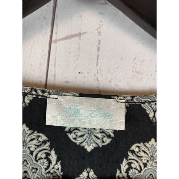 TALLY ANNE Blouse Womens small black print pom pom trim v-neck polyester top - Picture 3 of 5